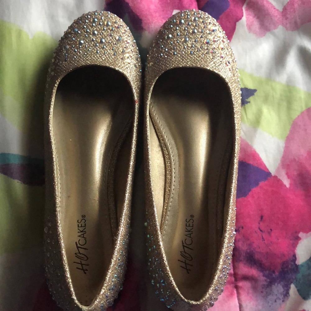 Dress shoes
